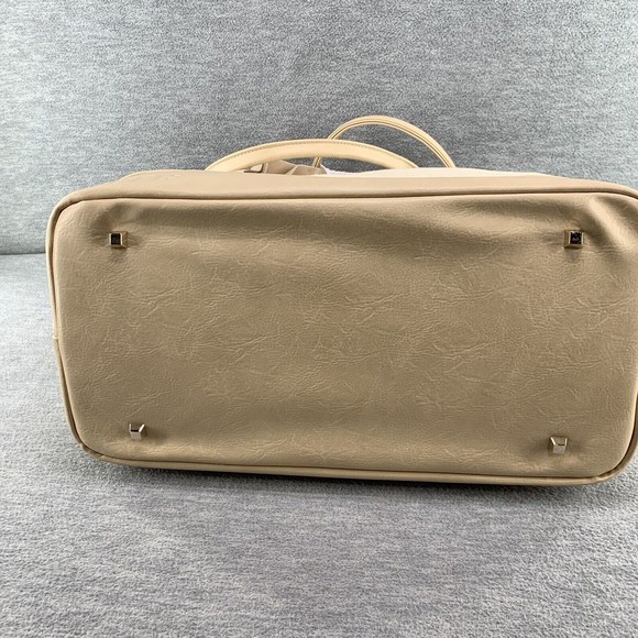 Beis The Weekender Bag Beige 19X16 - Picture 10 of 16